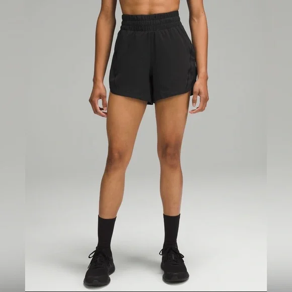 Lululemon Track That High-Rise Lined Short 5” Size 4 - Picture 3 of 10